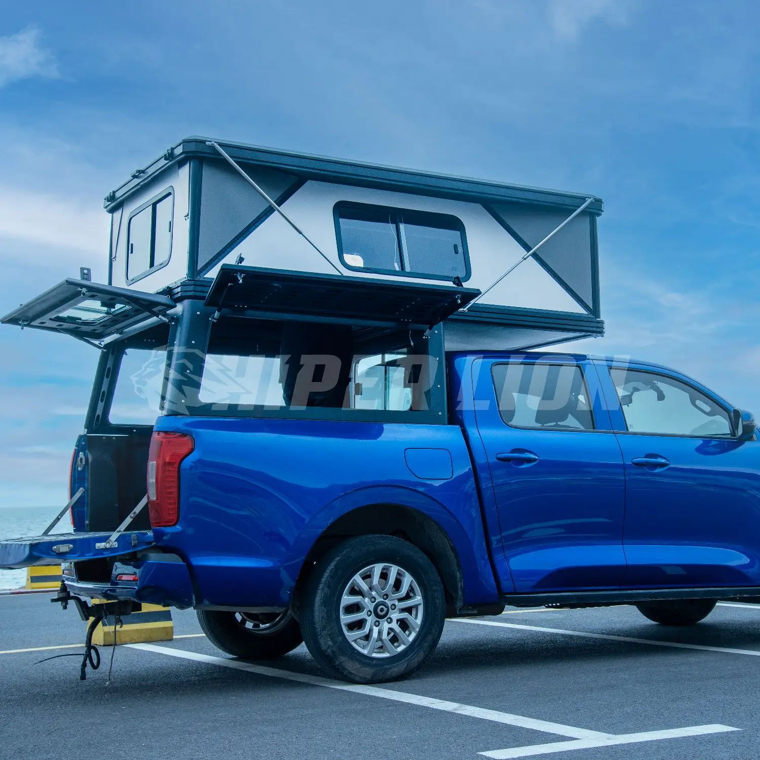 Truck Camper Custom Hard Shell Rooftop Tent Sandwich Aluminum Plates All-around Pop up Camper