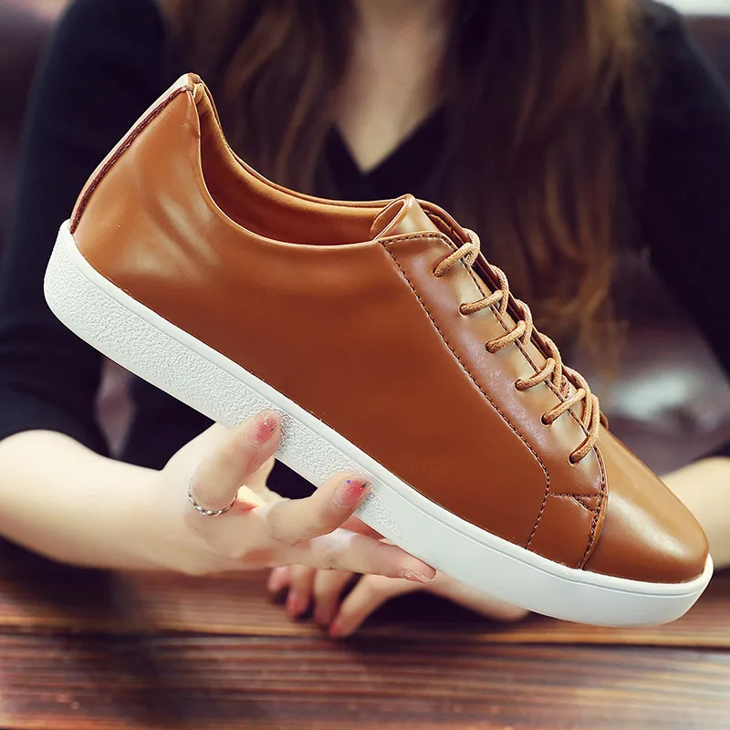 men casual Sneakers Anti-slip 2023 new Genuine Leather Men Platform shoes lace up Autumn Fashion Shoes men flats footwear