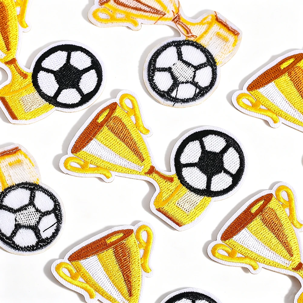 Sporttrophäe Fußball-Stickerei-Aufnäher zum Aufbügeln oder Aufnähen für Sportbekleidung, dekorative Applikationen, Kleidung, Taschen, Dekoration – Detail 4