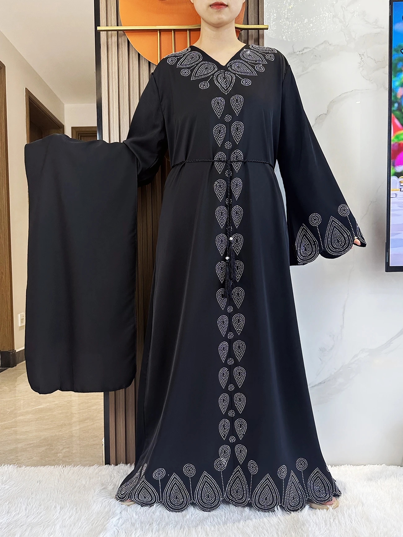 New 2024 Dubai Diamond Muslim Modest Dress for Women Elegant Arabic Femme Hijab Abaya 2024 Islamic Long Sleeve Turkey Clothing