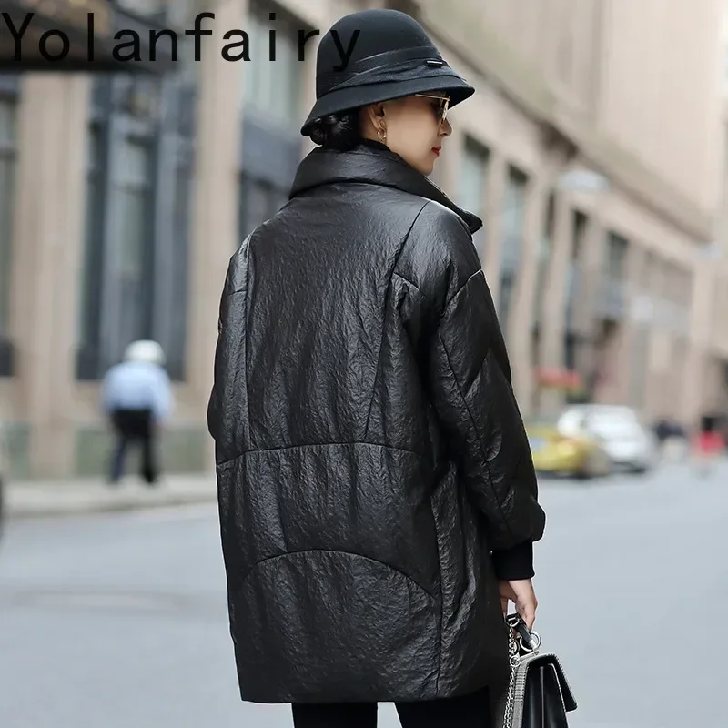 معطف شتوي من الجلد الطبيعي من YOLANFAIRY للنساء متوسط الطول كاجوال فضفاض من جلد الغنم الطبيعي معطف نسائي