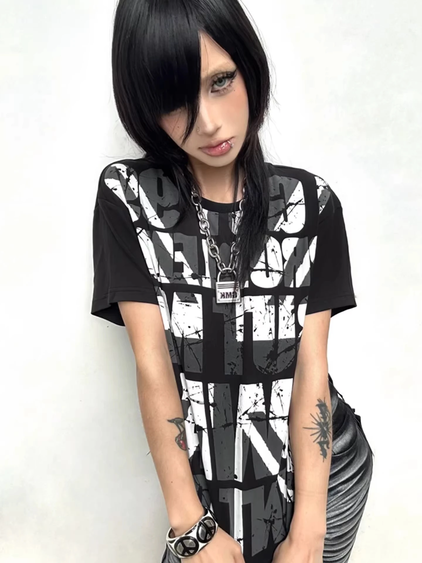 Slim Fit Short Sleeve T-Shirt Women's Summer Street Style Punk Culture Visual Short Top Shoulder Width Regular Length round Neck