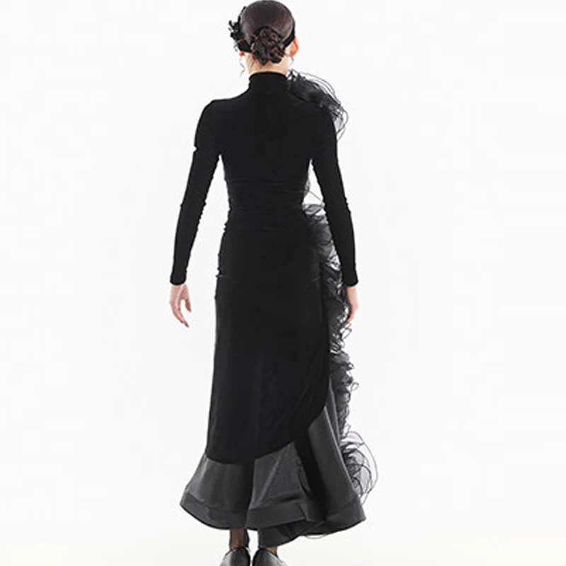 2026 Nouveaux adultes salle de bal danse latine Costume professionnel femmes Samba vêtements de danse latine grande fleur vêtements de danse moderne SL14815