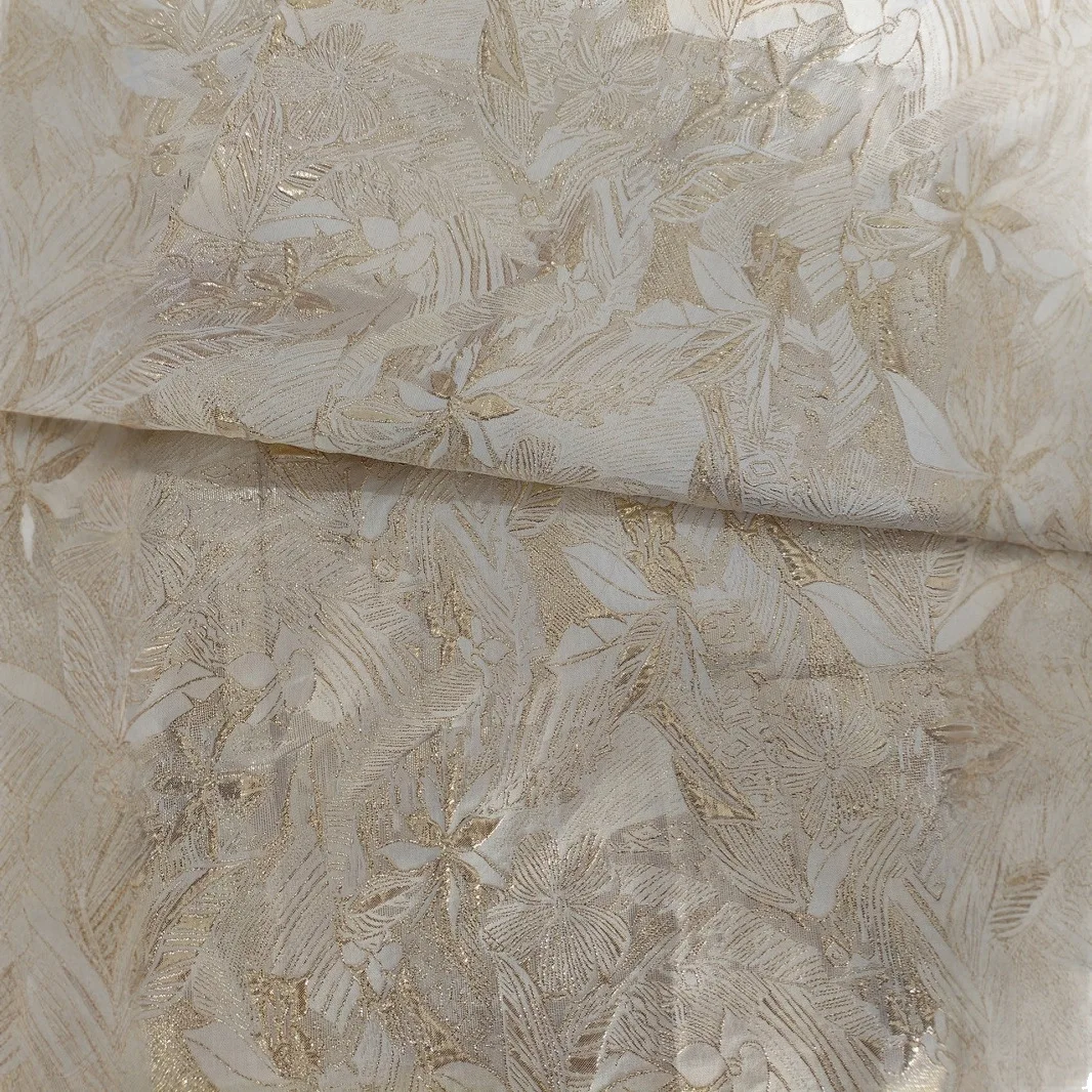 크림 골드 메탈릭 양각 잎사귀 자카드 원단, 3D 버블 - Sewing In Textile 리뷰 및 가격