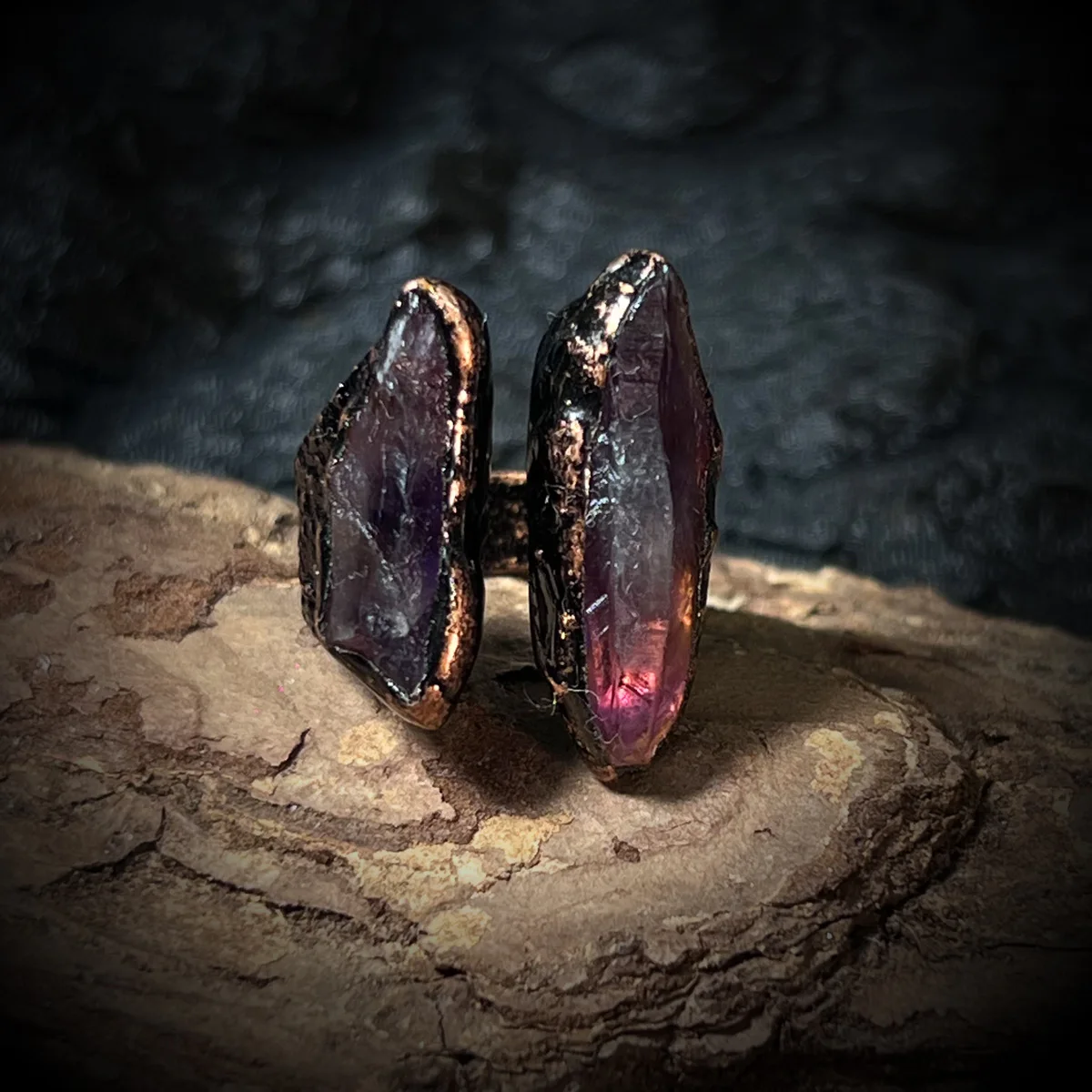 YEEVAA Vintage Amethyst Raw Stone Ring-Handmade Adjustable Healing Crystal Jewelry for Women,Spiritual Gift for Party Favor
