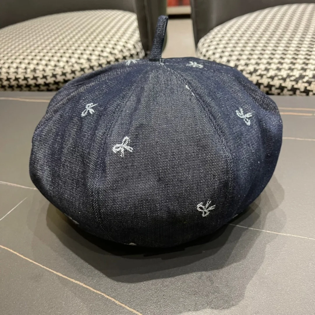 

Women Large Head Circumference Beret Corduroy Autumn Winter Fashion Versatile Retro British Face-fitting Date Home Holiday Gift