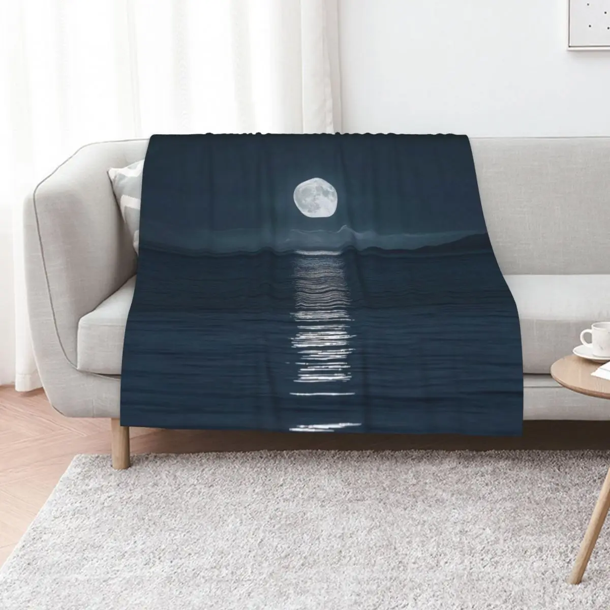 Wonderful View of the Moon with the Calm of the Sea Throw Blanket for sofa Beautifuls Extra Large Throw Sofa Blankets