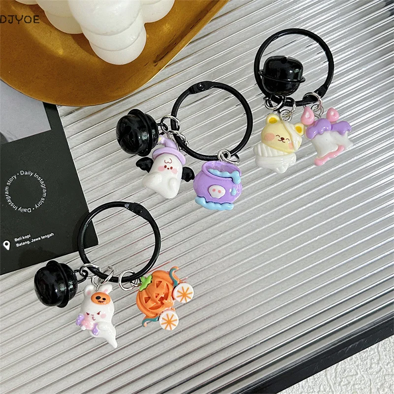 

Cartoon Halloween Keychain Cute Pumpkin Ghost Pendant Keychain Backpack Headphone Case Charm Accessories Halloween Gifts