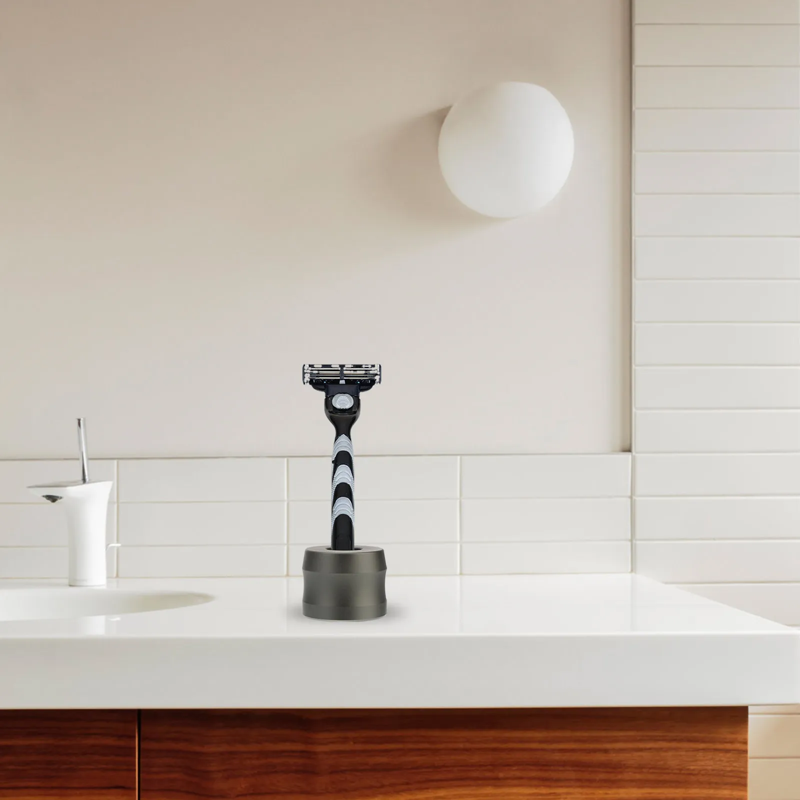 

Подставка для ручной бритвы, 1 шт., из высококачественного алюминиевого сплава, устойчивая, нескользящая, органайзер для бритв для дома и ванной комнаты