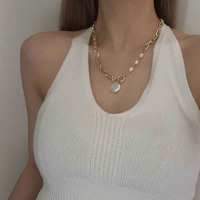 Opal Round Hollowed Irregular Imitation Pearl Gold Color Link Chains Pendant Necklaces for Women Fashion Necklace Party Jewelry