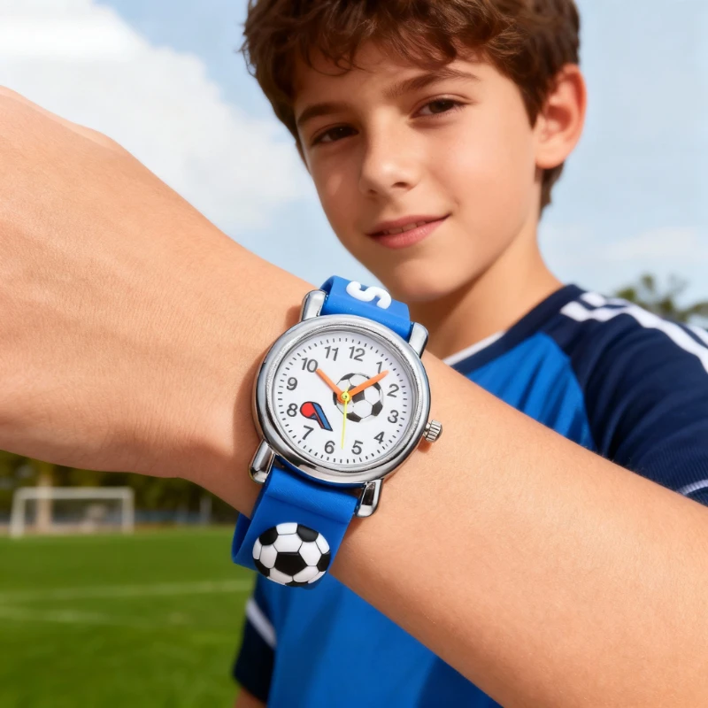 패션 3D 축구 패턴 어린이 시계 블루 만화 편안한 실리콘 스트랩 쿼츠 손목 시계 소년 소녀를위한 선물 reloj niño