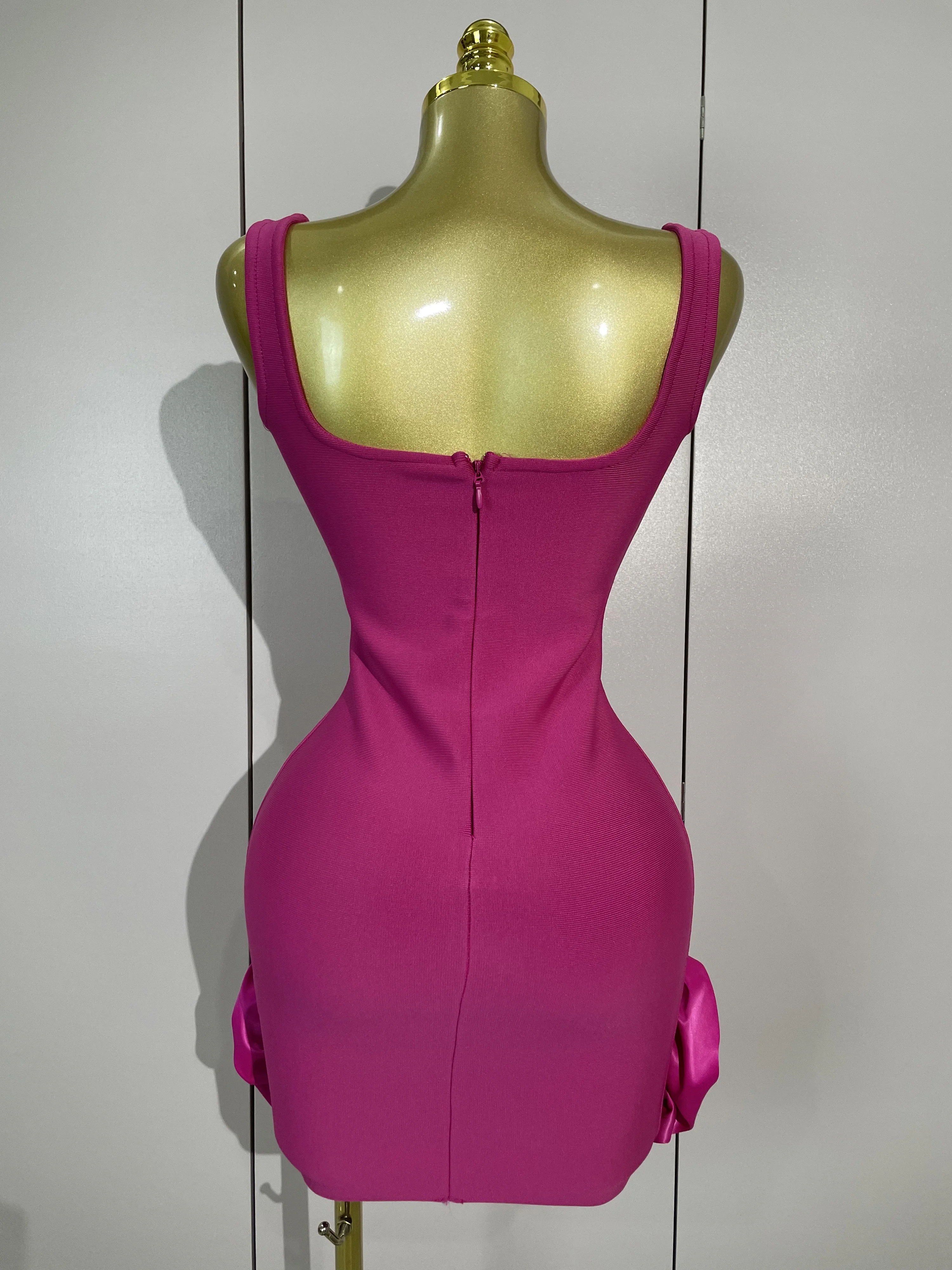 Sparkly Strass Sexy Vierkante Kraag Bodycon Mini Bandage Jurk Vrouwen Vieren Avondfeest Elegante Luxe Verjaardag Jurk