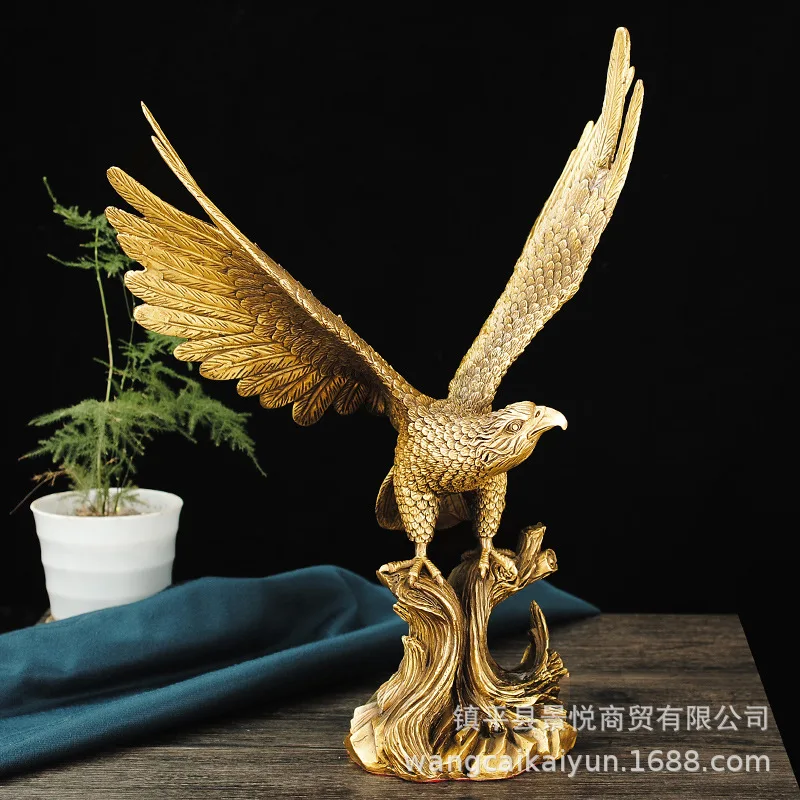 Brass Eagle Ornament: A Symbol of Grand Ambitions and Soaring Success, Perfect for Living Room or Wine Cabinet Decoration