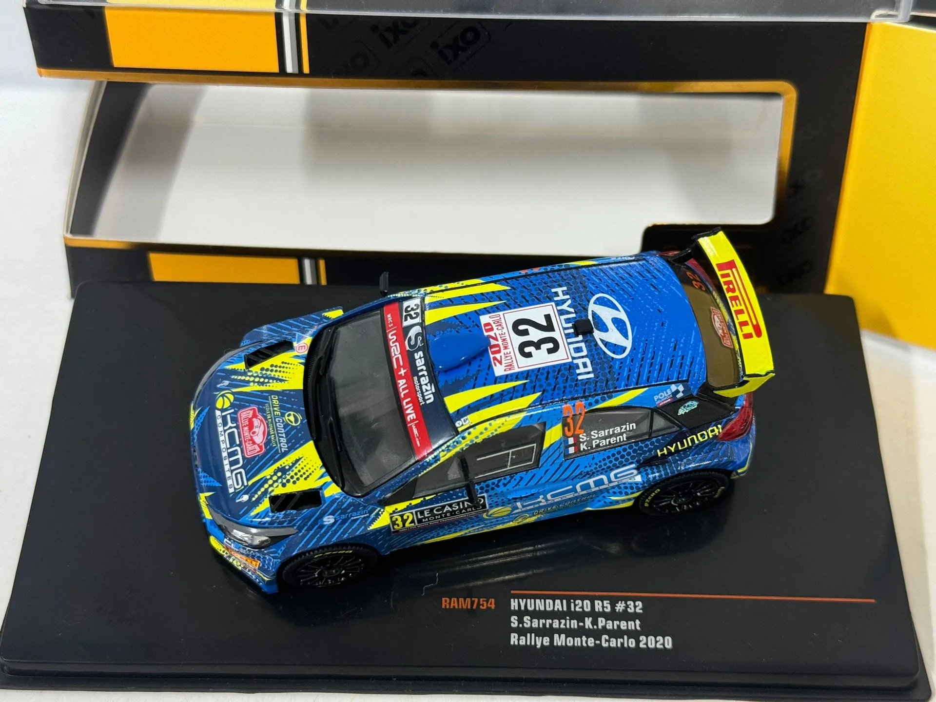 Diecast IXO Scala 1/43 Hyundai I20 R5 # 32 Ornamento per esposizione souvenir regalo giocattolo da collezione modello di auto in lega