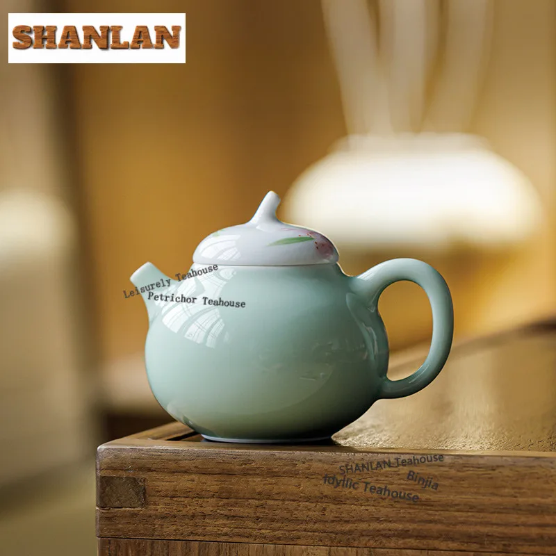 

165ml Pure Hand-painted Lily Flower Teapot Boutique Tea Infuser Pot Tea Making Kettle with Ball Hole Tea Services Supplies Craft