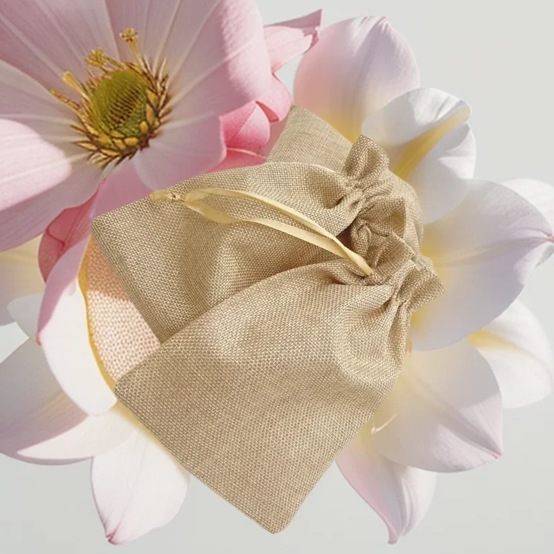 

50pcs 15x20cm Sack Hessian Linen Fabric Displays Jute Bags Burlap Gift Sachet Pouches Packaging Drawstring Storage Woman Favor