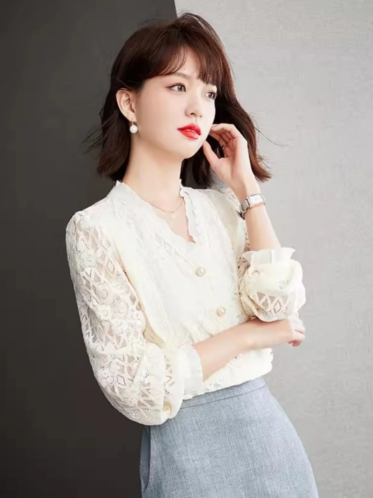 

Faionable Long Sve V-Ne Lace Base irt Women's Spring Autumn Winter Ele Versatile ular Top Sweet Sle Straigh...