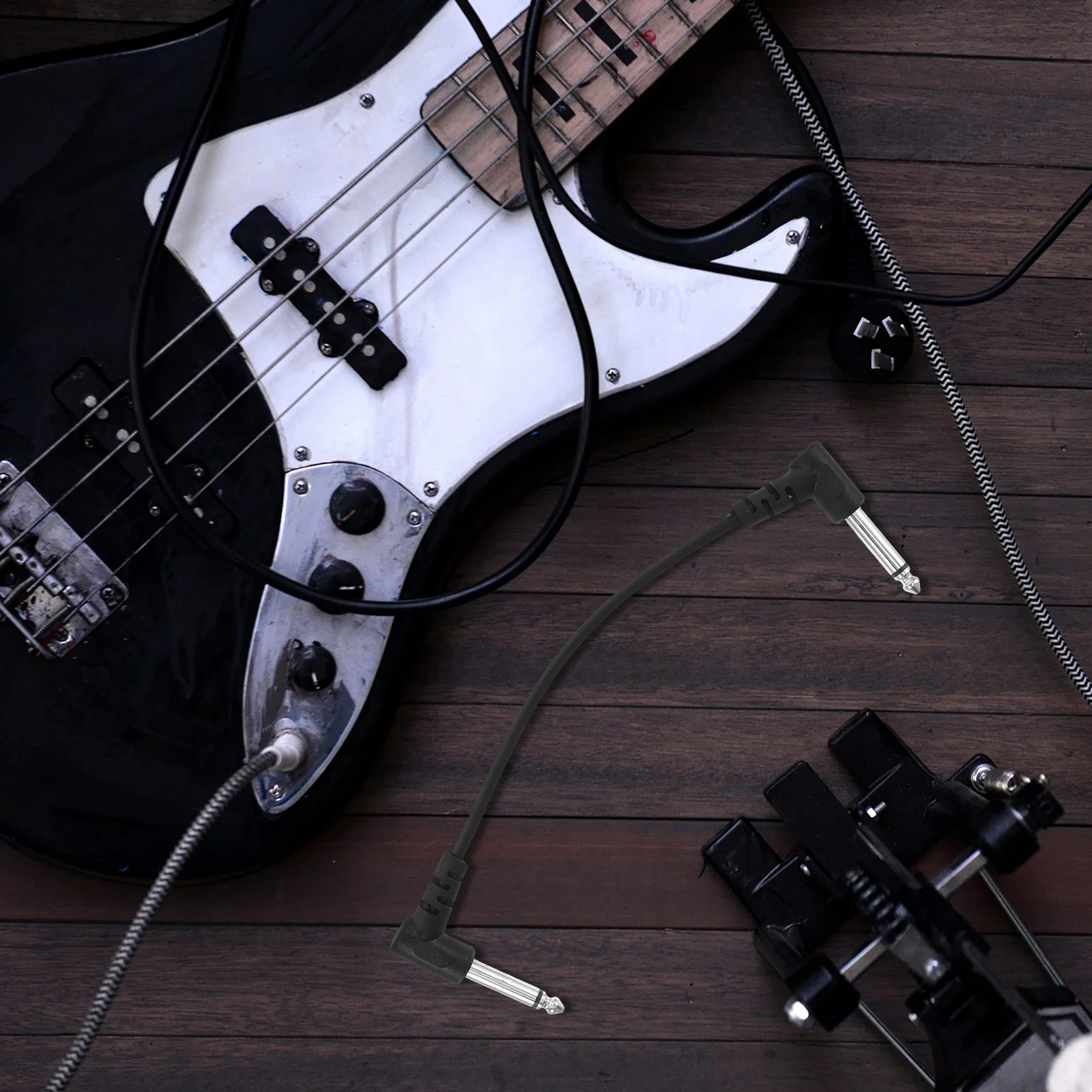 

Electric Guitar Cable Round Head Copper Conductor Noise Shielded for Amp Pedal Board Effects Guitar Patch Cord Audio Connector