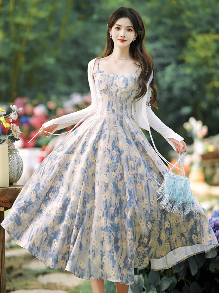 

Tea break French style blue oil painting floral camisole dress for women, summer fairy, super fairy forest style