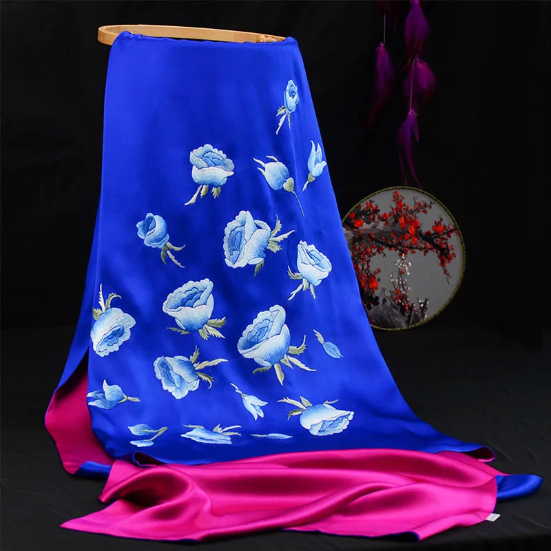 Xiuzhuang self sells 2023 new bride shawl cheongsam with ethnic style Suzhou embroidery scarf and scarf as a special gift