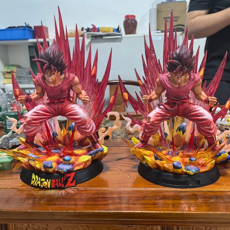 

Статуэтка Сон Гоку в стиле Кайокен с красной аурой из Dragon Ball, коллекционная фигурка для декора рабочего стола, модель для фанатов аниме и коллекционеров.
