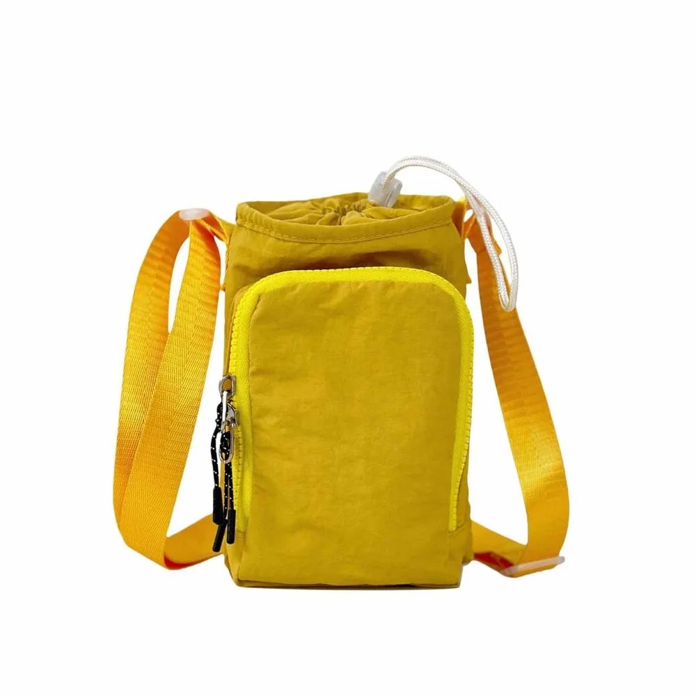 

Сумка-переноска для бутылки с водой на плечевом ремне, нейлоновый передний карман, держатель для бутылки с водой, портативная ручка, кошелек для бутылки с водой через плечо