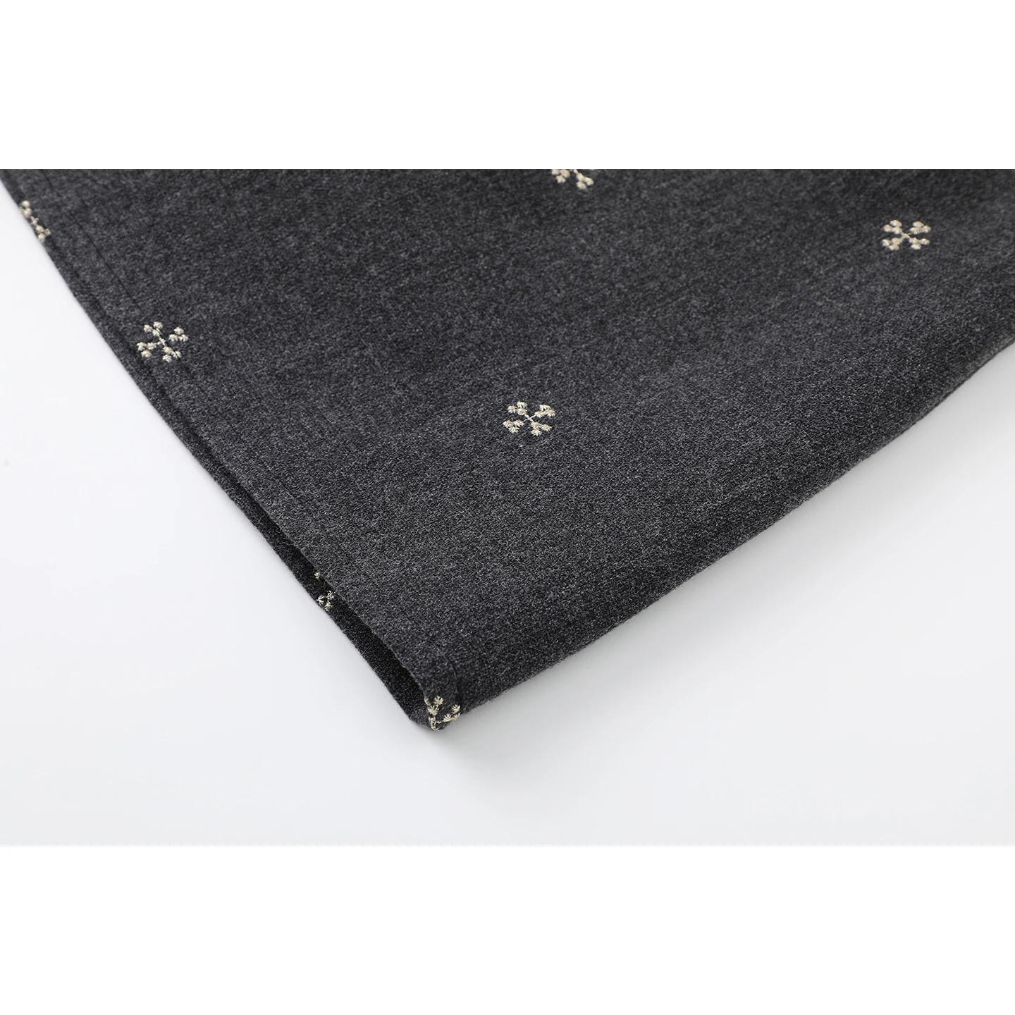 Primavera 2026 Nuovo Stile Gil - Embroidery Skirt recensione e prezzo