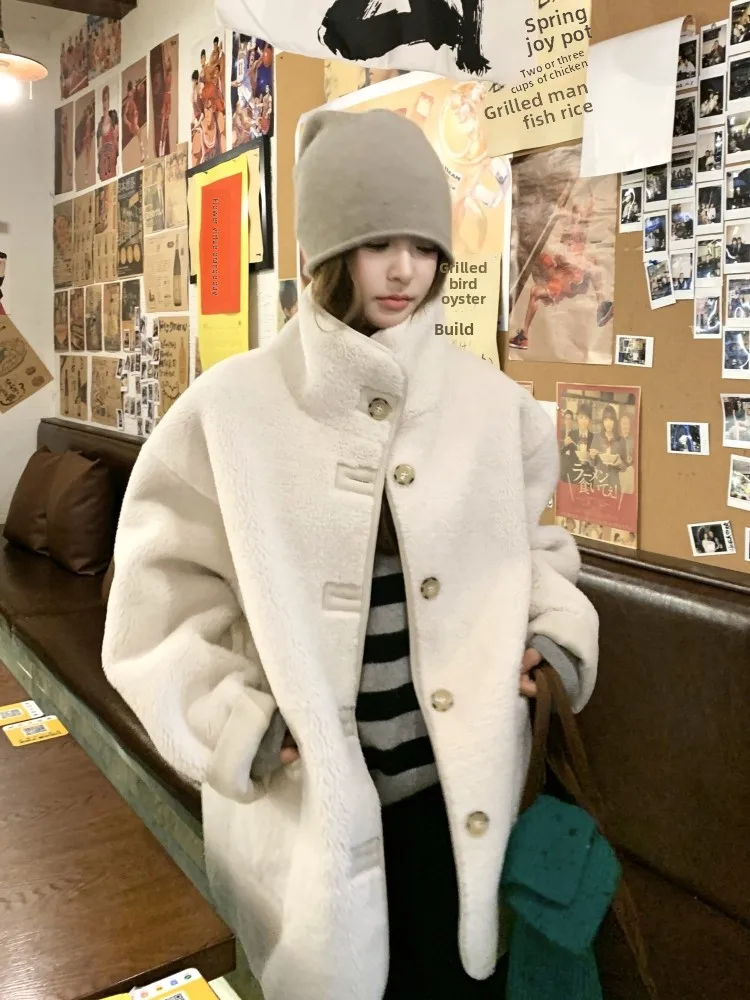 เสื้อคลุมบุขนแกะสำหรับผู้หญิง ฤดูใบไม้ร่วง ฤดูหนาว หนังผสมขนสัตว์ ความยาวปานกลาง สวมใส่ได้สองด้าน