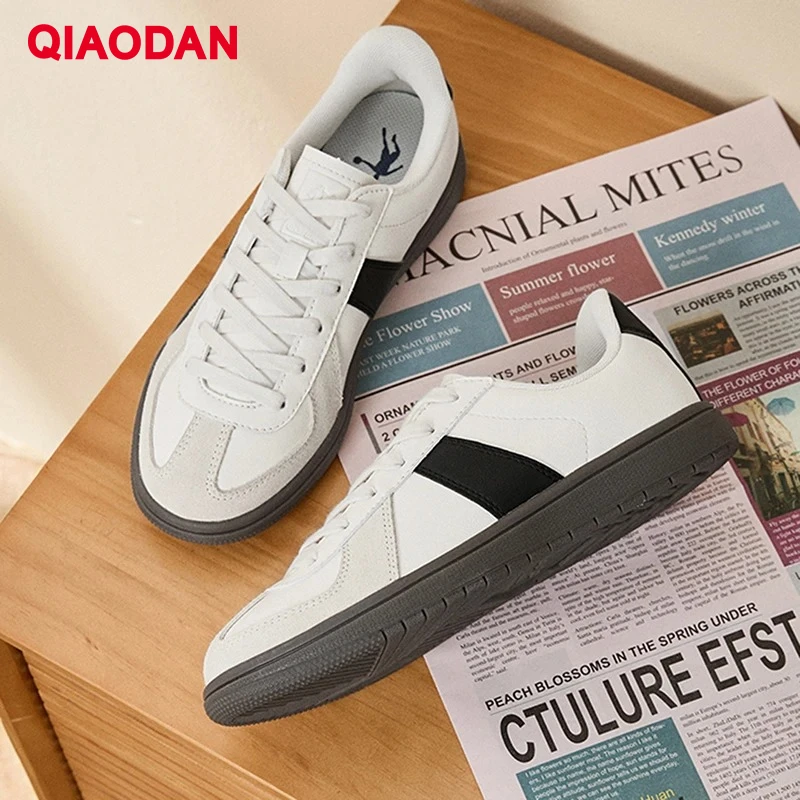 

QIAODAN Women's Skateboarding Shoes 2025 Fashion Casual Trainer Shoes Rubber Sole Soft Sportwear Sneakers Outdoor XM26230532F