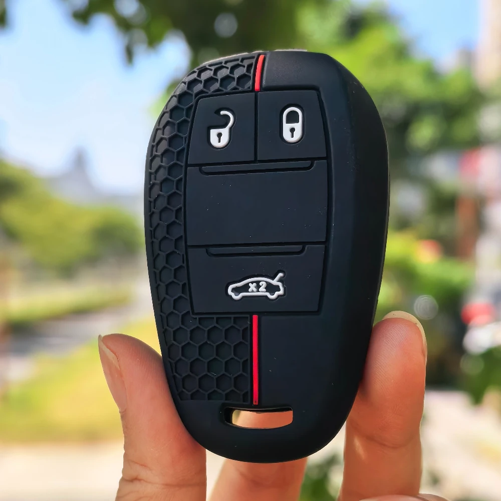 3 Button Silicone Car Key Case Cover for Alfa Romeo Stelvio Giulia 2017 2018 Remote Fob Shell Skin Key Protector Accessories