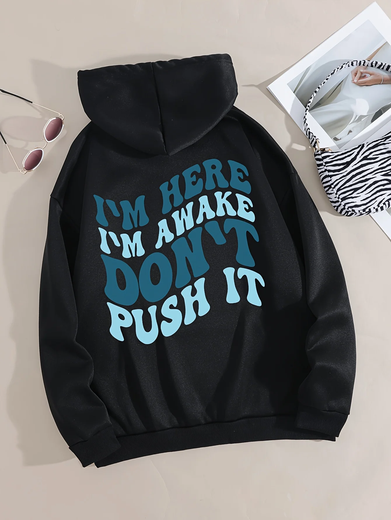 

Chic Letter Print Hoodie Sweatshirt - Comfortable Drawstring Closure, Long Sleeve, Kangaroo Pocket