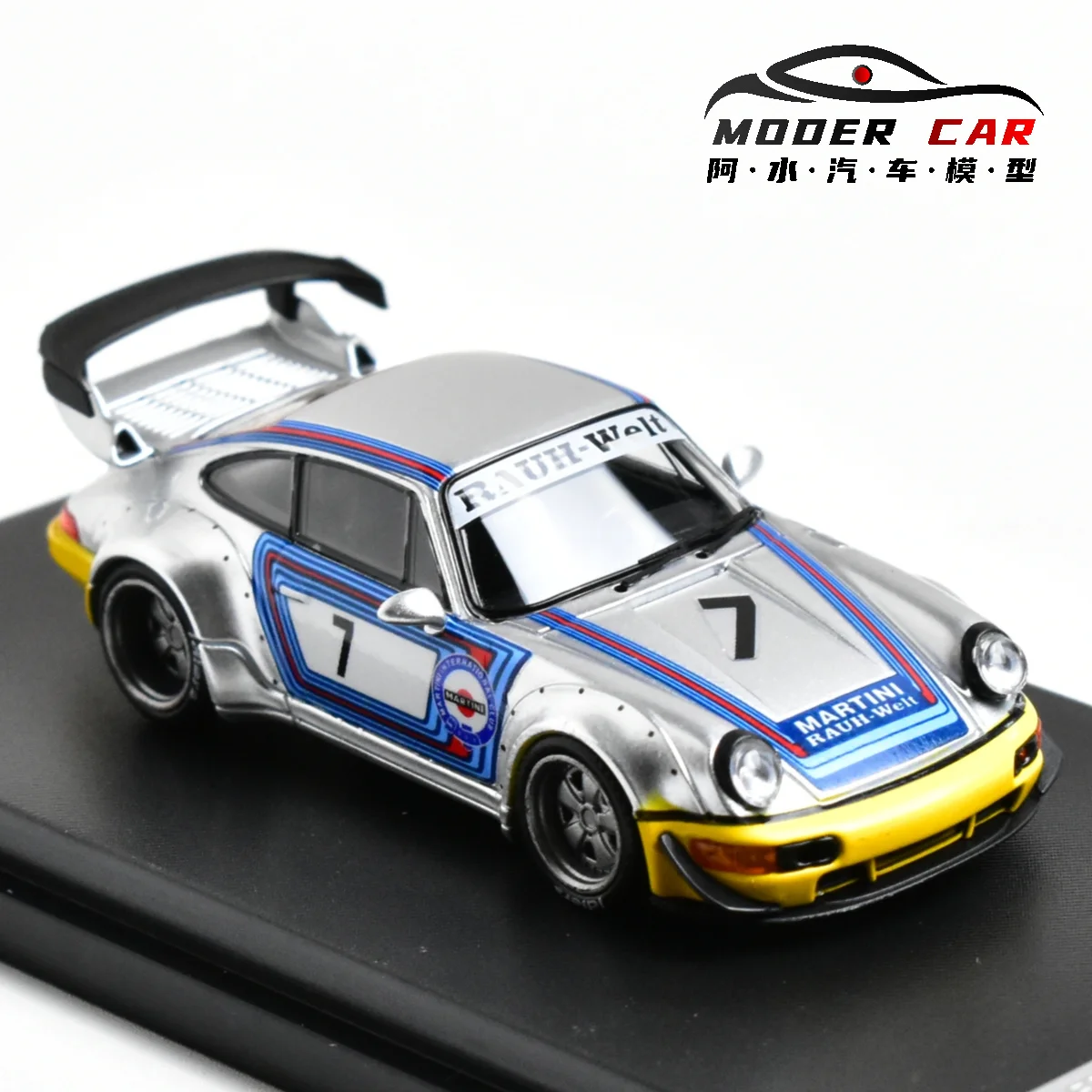 

Коллекционная литая под давлением модель автомобиля SW 1:64 Giftable RWB 944.