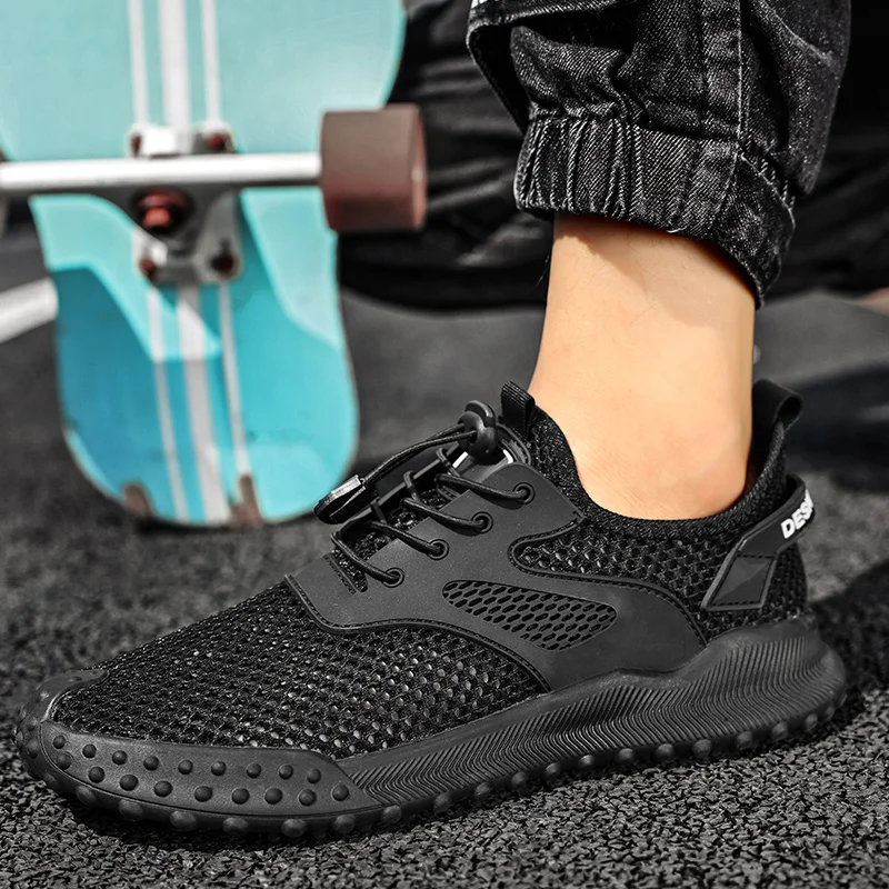 2023 New Summer Hollow Golf Shoes Men's Breathable Outdoor Sports Shoes Men's Khaki Black Golf Training Shoes