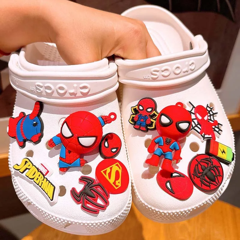 Thumbnail 4 - #33 Crocs Comparison Guide