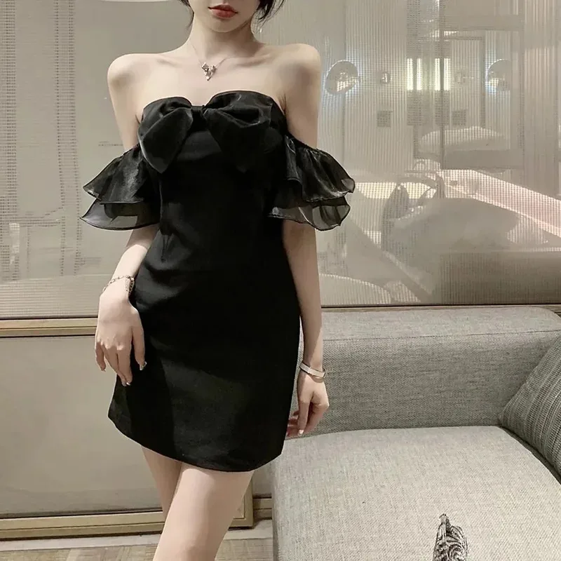 2023 صيف جديد كلمة واحدة طوق فستان المرأة مثير قبالة الكتف منتفخ الغزل فساتين الحفلات القوس صديرية دائرية الأبيض موضة فستان قصير #5