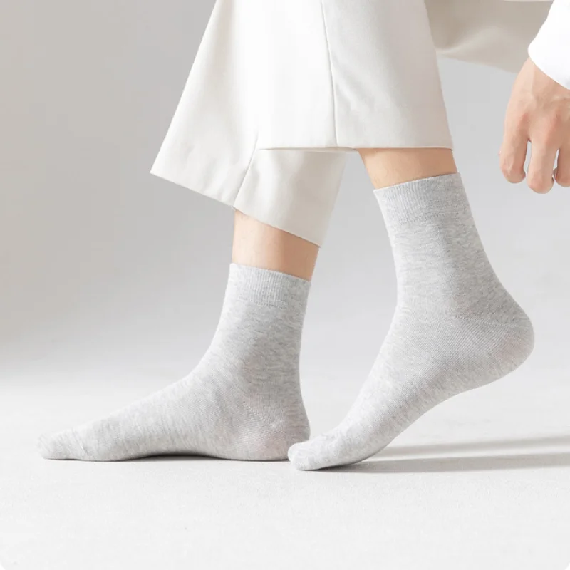 Chaussettes en coton pour hommes, chaussettes de randonnée respirantes, chaussettes décontractées, tube moyen, chaussettes d\'équipage d\'été, noir et