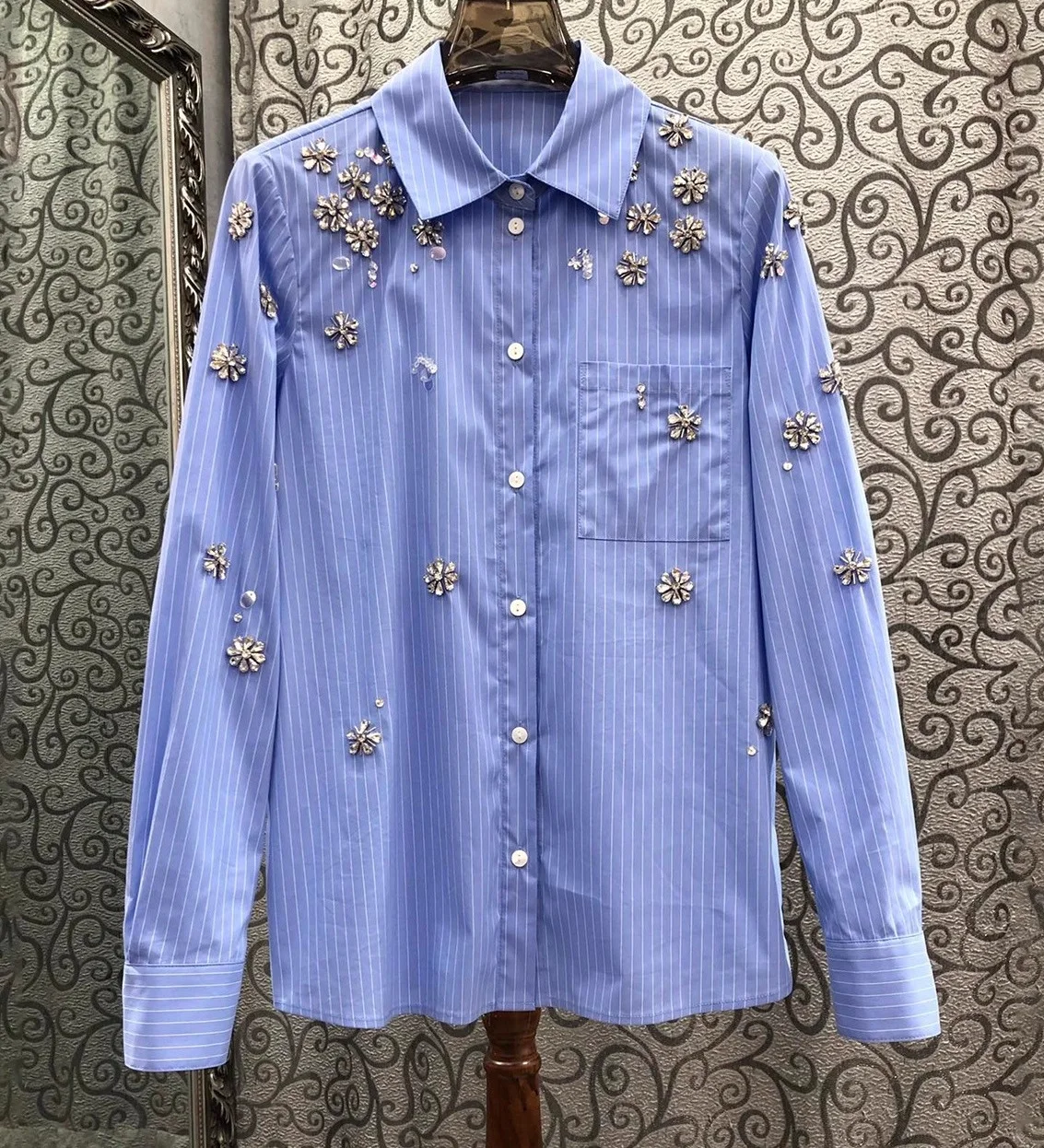 

Top Quality Cotton Shirts 2025 Autumn Style Women Turn-down Collar Striped Print Crystal Beading Deco Long Sleeve Blue Shirts