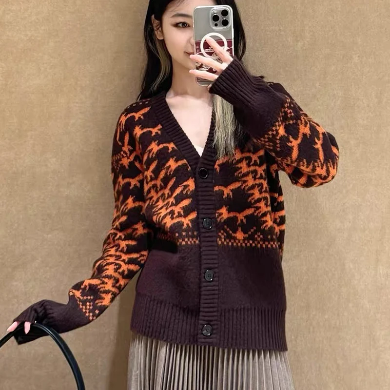 2024 Autumn Winter New Comfortable Commuting Date Loose Jacquard Knitted Cardigan Women Vintage Fashion Knitted Sweater Knitwear