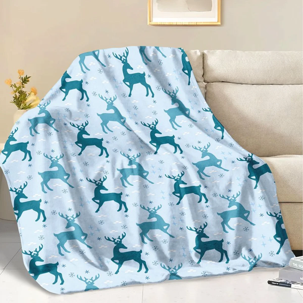 1 بطانية من الفلانيل مطبوعة على شكل غزال الرنة وندفة الثلج - دافئة ومريحة، مثالية للأرائك والمكاتب والأسرة والتخييم وعيد الميلاد. #2