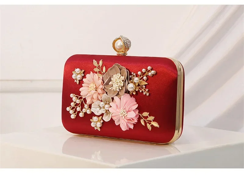 2023 New Hot Women Handmade Flowers Evening Bags Banquet Dinner Purse Party Dinner Purse 4 Colors Drop Shipping