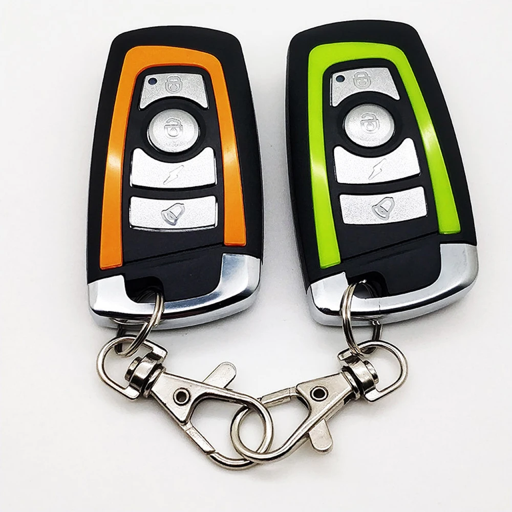 

12V Universal Motorcycle Alarm System Scooter Anti-theft Secure Alarm System Two-way with Engine Start Remote Control Key Fob