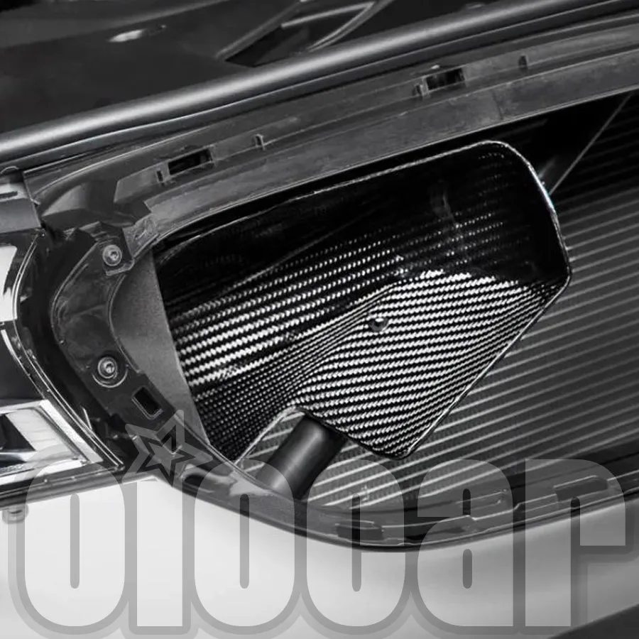 High Quality OiOMOTORS Pre-preg Dry Carbon Dynamic Air Scoops Trims Cover for BMW F90 M5