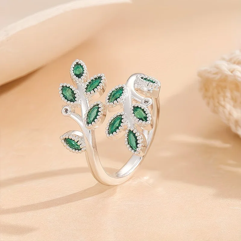 New Fashion Green Crystal Leaves 925 Sterling Silver Personality Temperament Creative Exquisite Opening Rings   R376