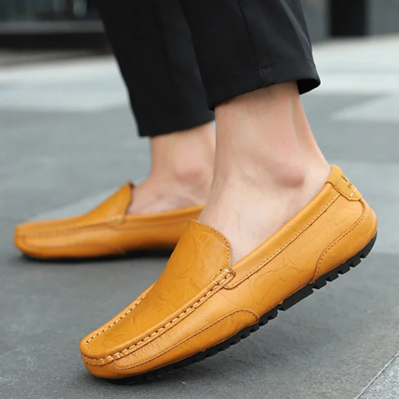 

New Mens Leather Shoes Britain Business Casual Shoes Luxury Designer Loafers for Man Comfort Driving Shoe Soft Sole Walking Shoe