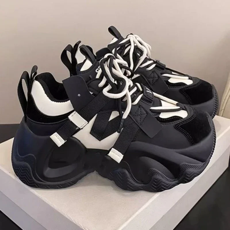Women's Retro Chunky Sneakers 2025 Spring Collection Breathable Mesh Upper Thick sole Perfect for School Daily Wear​
