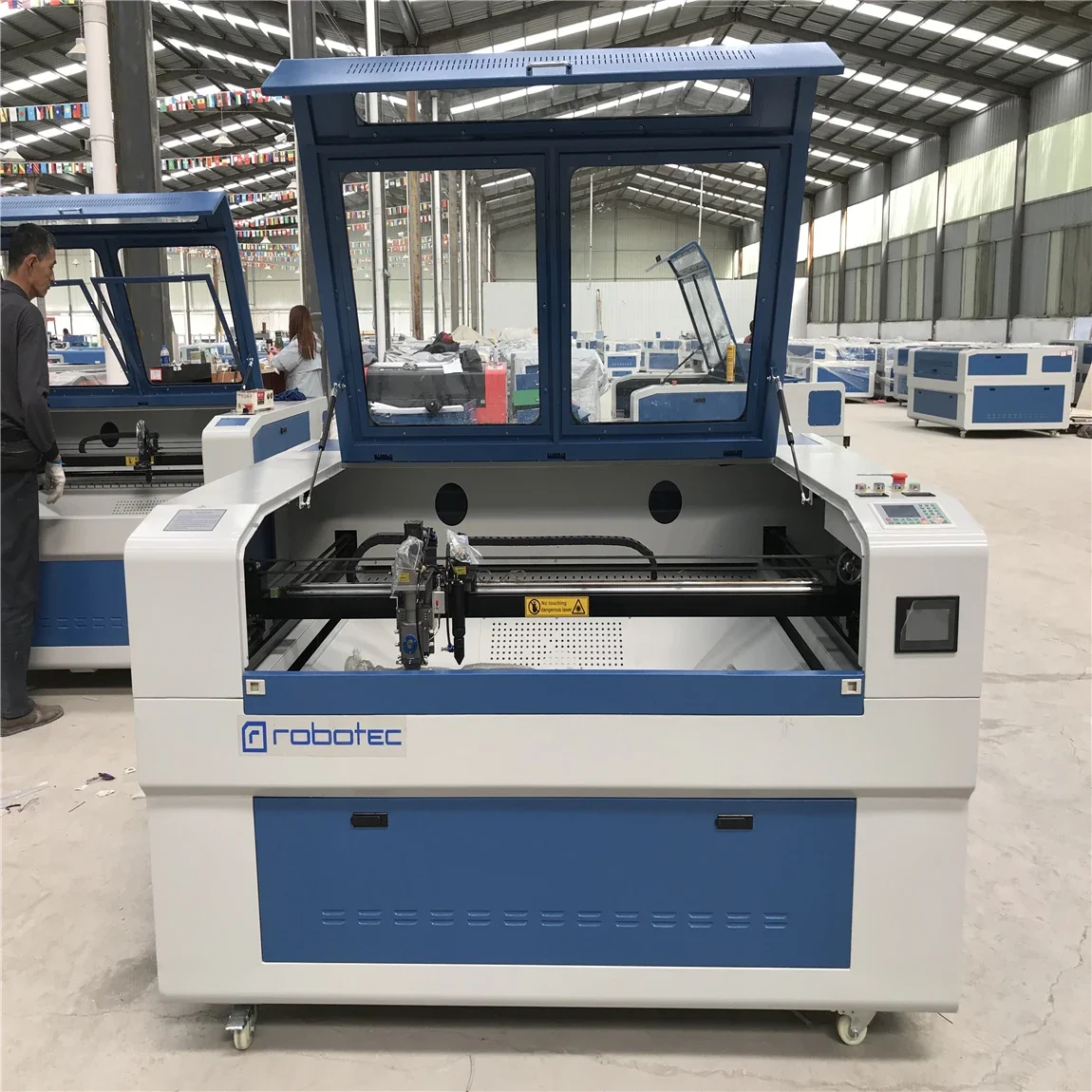 

ROBOTEC CO2 150W Laser Cutter For 18mm Plywood/Wood Laser Cutting Engraving Machine With 100W EFR Laser Tube Cutting Machine