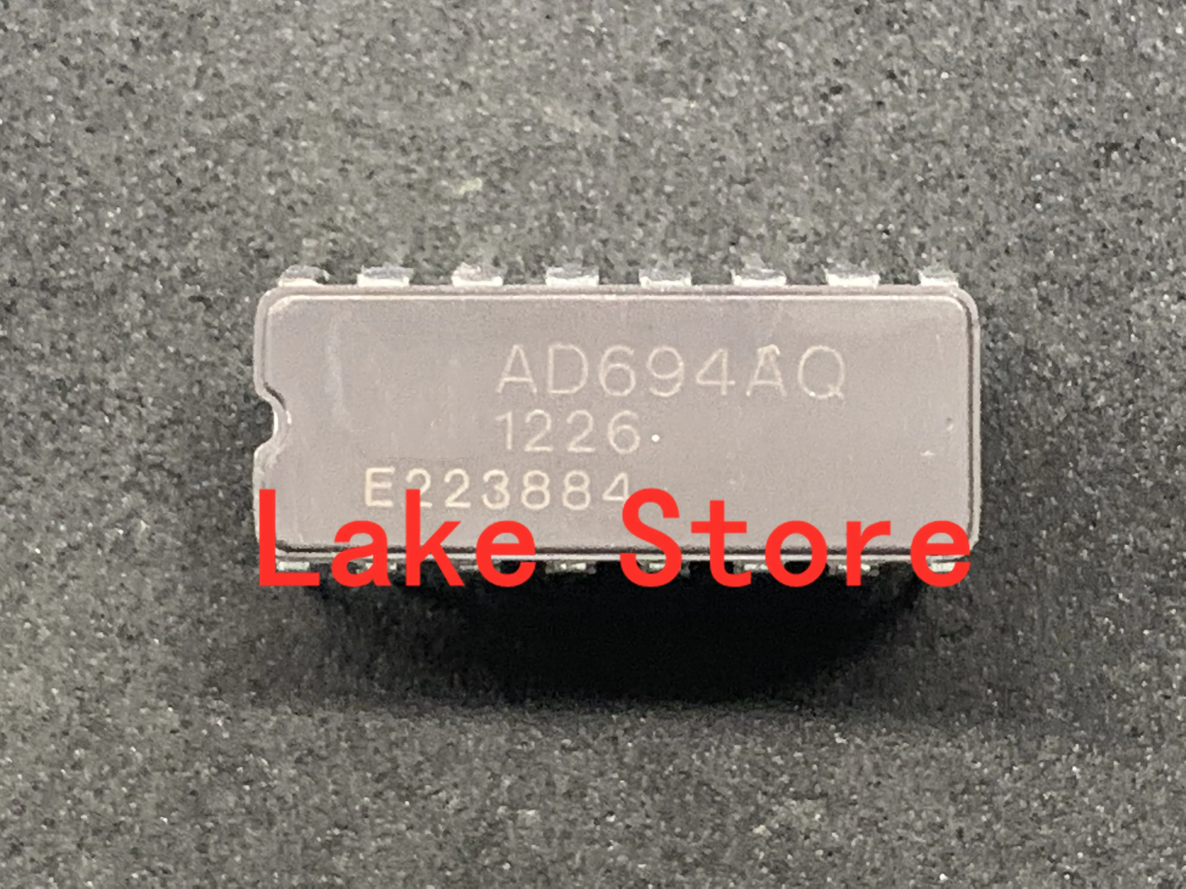 

1 шт./лот AD694AQ CDIP AD694