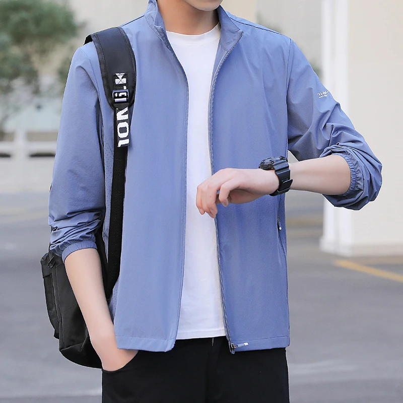 Men's Lightweight Sun Protection Suit Ice Silk Breathable and Ultra Light Outdoor Hiking UV Resistant Skin Clothing Men's Coat