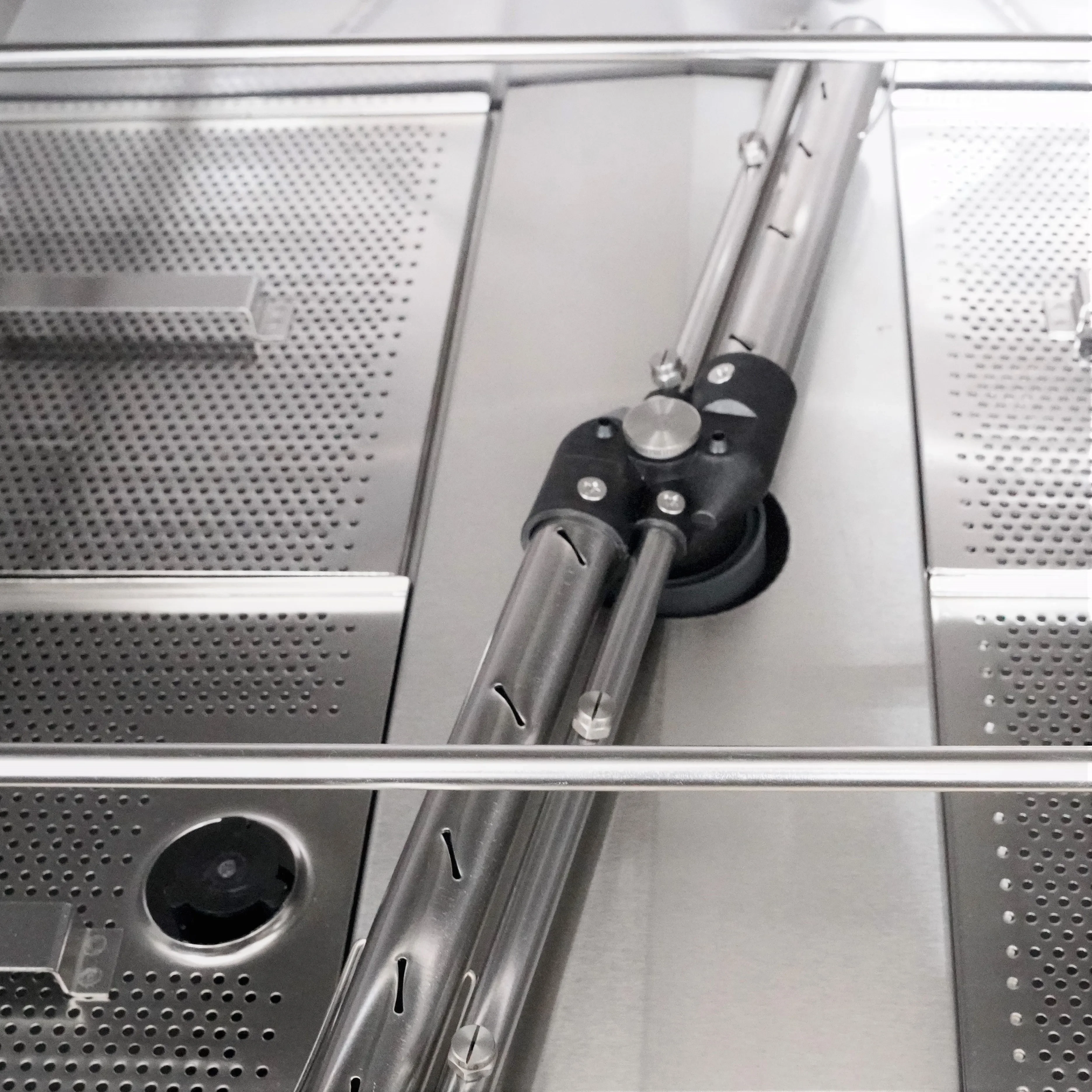 Factory Prices Modern Designs Multifunctional Under Counter Type Full Automatic Built In Utensil Washer Commercial Dishwasher