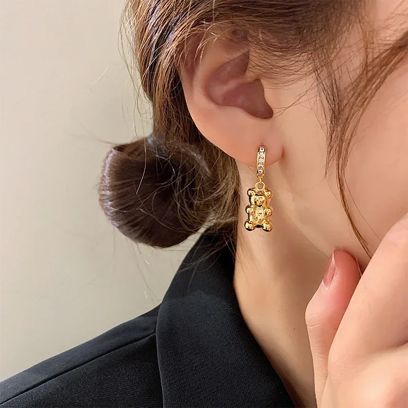 Lovely Bear Earrings for Girls Korean Cute Gold and Silver Color Copper Bears Pendant Hoop Earrings Aretes Jewelry Pendientes